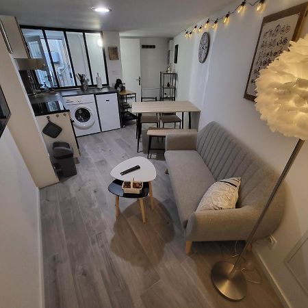 Superbe Appartement T2 Centre Historique เลอ ซูเตอร์เรน ภายนอก รูปภาพ