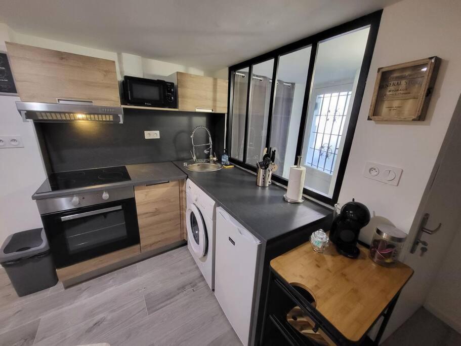 Superbe Appartement T2 Centre Historique เลอ ซูเตอร์เรน ภายนอก รูปภาพ