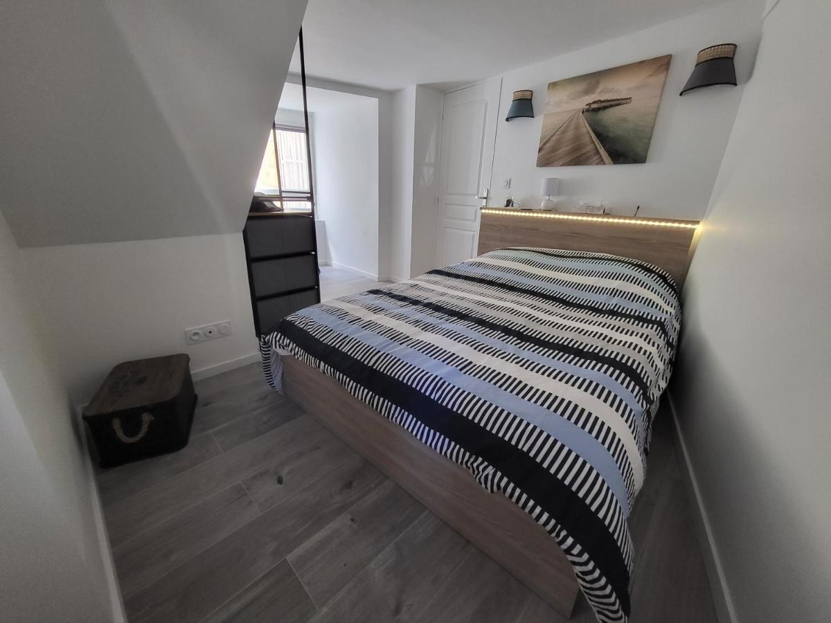 Superbe Appartement T2 Centre Historique เลอ ซูเตอร์เรน ภายนอก รูปภาพ
